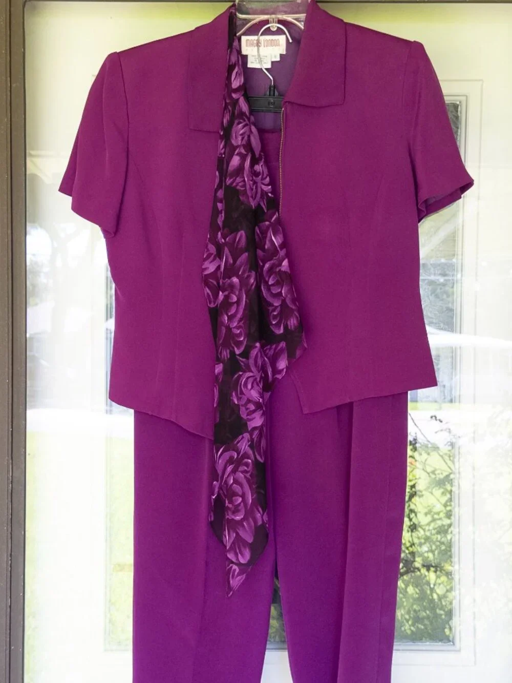 Vintage Maggy London 3-Piece Pantsuit Set with Matching Floral Scarf - 8P